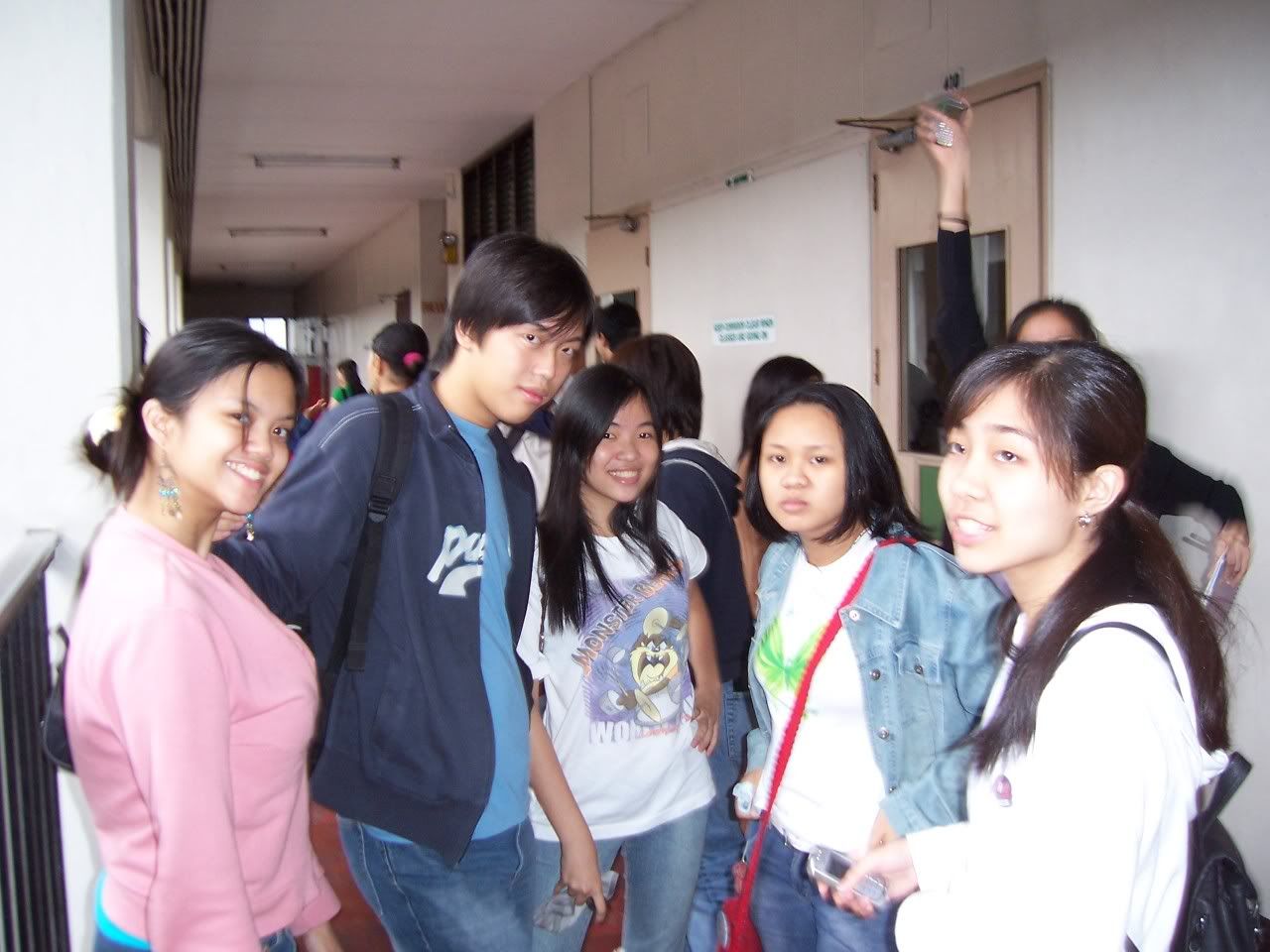 Count how many people got in this photo, aside from Kizia, Martin, Jana, Marcia (who looks like she's throwing up), Mary, and Lau (who didn't really get there on time). Image hosted by Photobucket