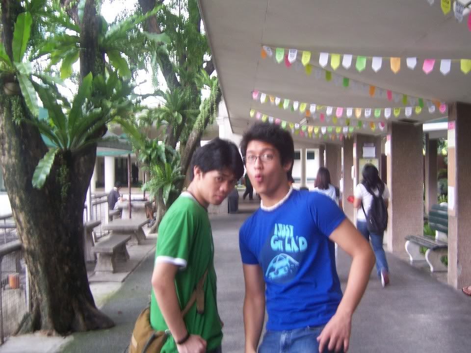 Jino and Nico as I walked for lunch. I ended up taking this instead. Image hosted by Photobucket