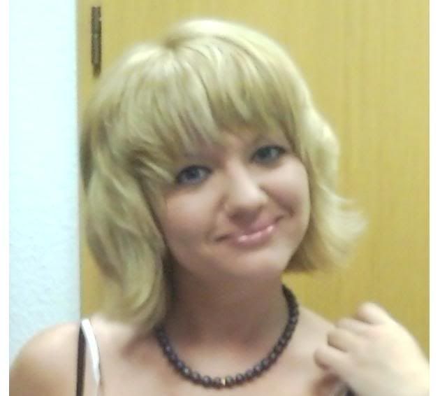 Short_blonde.jpg