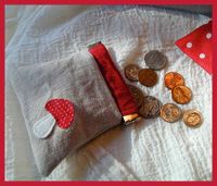 Les Champignons ~ Mushroom themed coin purse