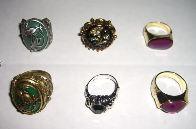 09Alltherings_resize.jpg