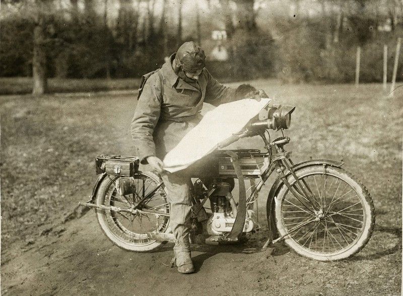  photo A-British-dispatch-rider-1914-1024x754.jpg