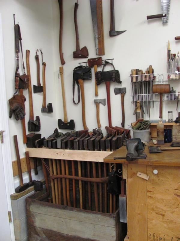Show me your axe racks! Bushcraft USA Forums