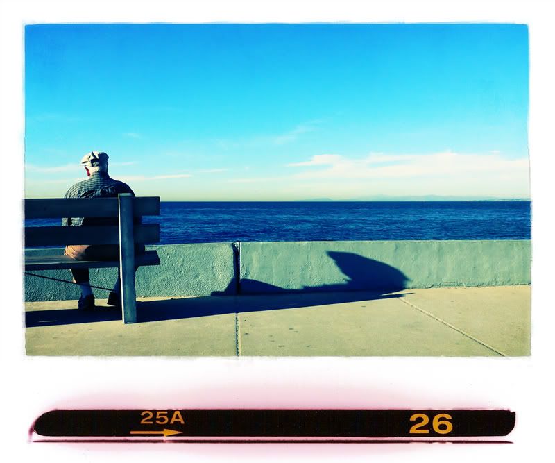 IMAGE: http://i23.photobucket.com/albums/b364/dietcookie/oldman.jpg