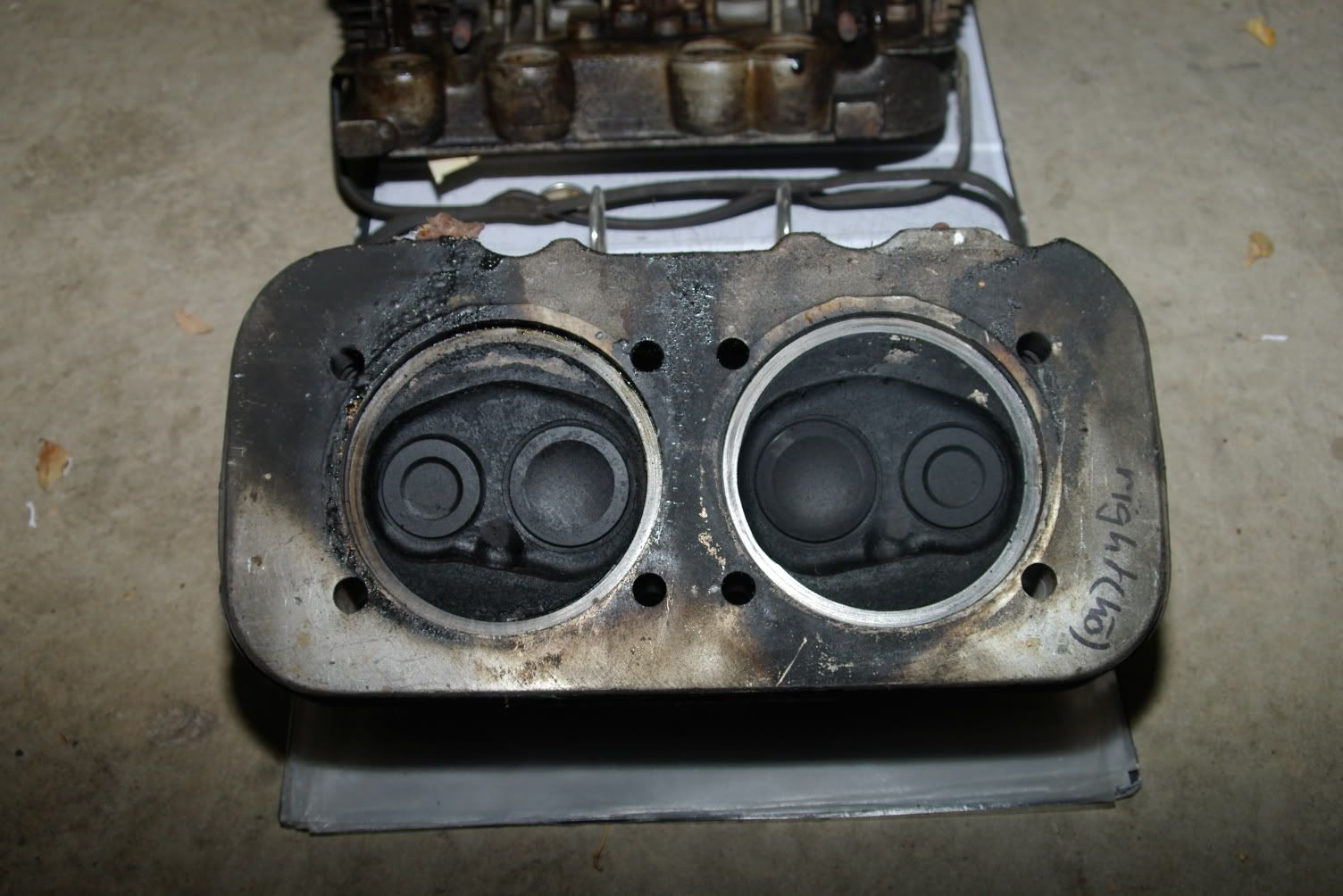 http://i23.photobucket.com/albums/b366/choptick/DubStuff/engine/detailed%20photos/IMGP8594.jpg