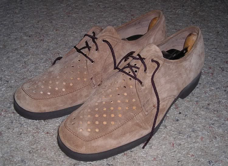 Thread: FS: men's vintage Hush Puppies!