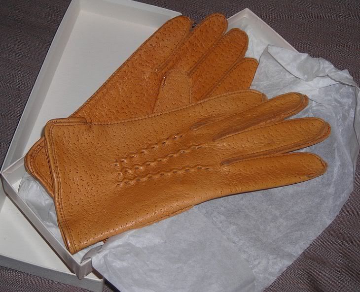 NOSvintagegloves001.jpg