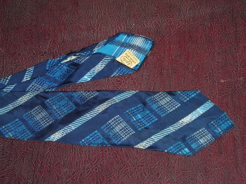 ties068.jpg