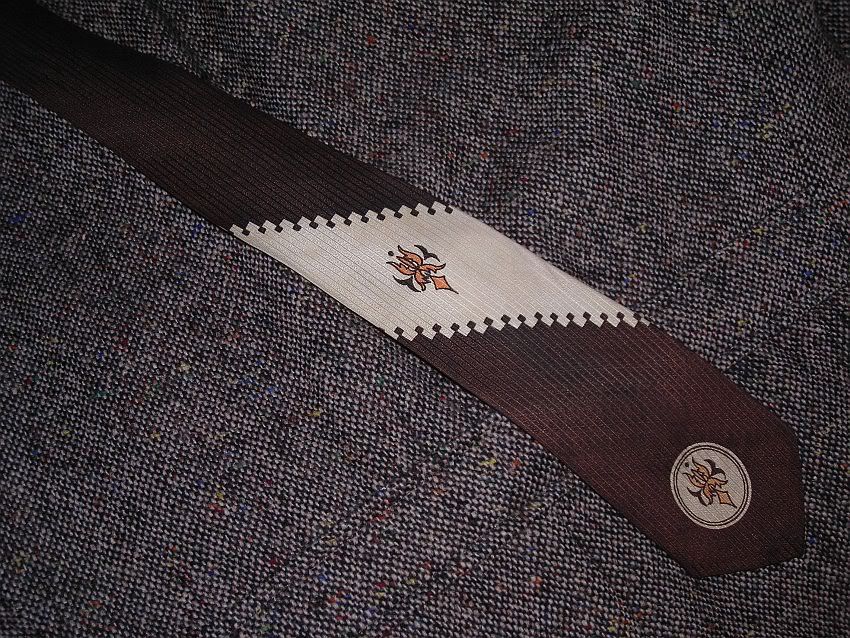 ties074-1.jpg