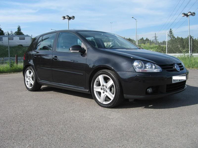 VWGOlf015.jpg