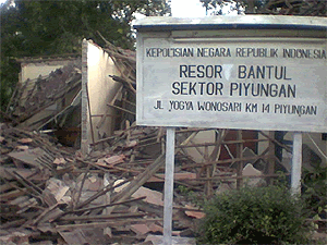 Bantul Parah by Aris