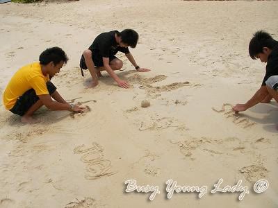 Image hosting by Photobucket