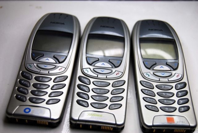 Nokia 6310i và PIN - 17