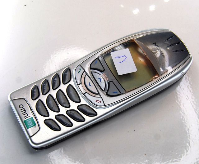 Nokia 6310i và PIN - 7