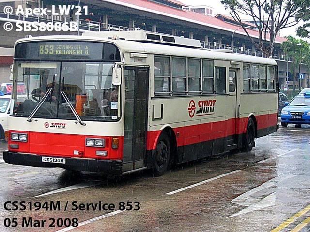 http://i23.photobucket.com/albums/b383/SBS1696L/SGF-Singapore%20Buses/CSS194M_853.jpg
