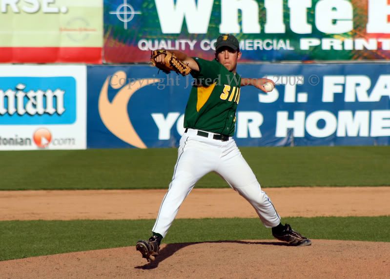 IMAGE: http://i23.photobucket.com/albums/b385/blinddeceptions/SienaPitcher02.jpg