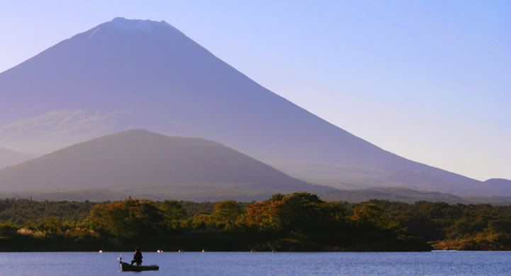 IMAGE: http://i23.photobucket.com/albums/b386/atgrzymala/Portfolio/fishing.jpg