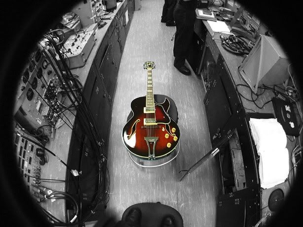 IMAGE: http://i23.photobucket.com/albums/b386/atgrzymala/jameslife.jpg