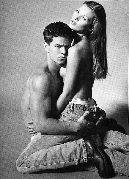 http://i23.photobucket.com/albums/b387/mrsmoon1/jay%20kay/mark%20wahlberg/ck_mark_kate3.jpg