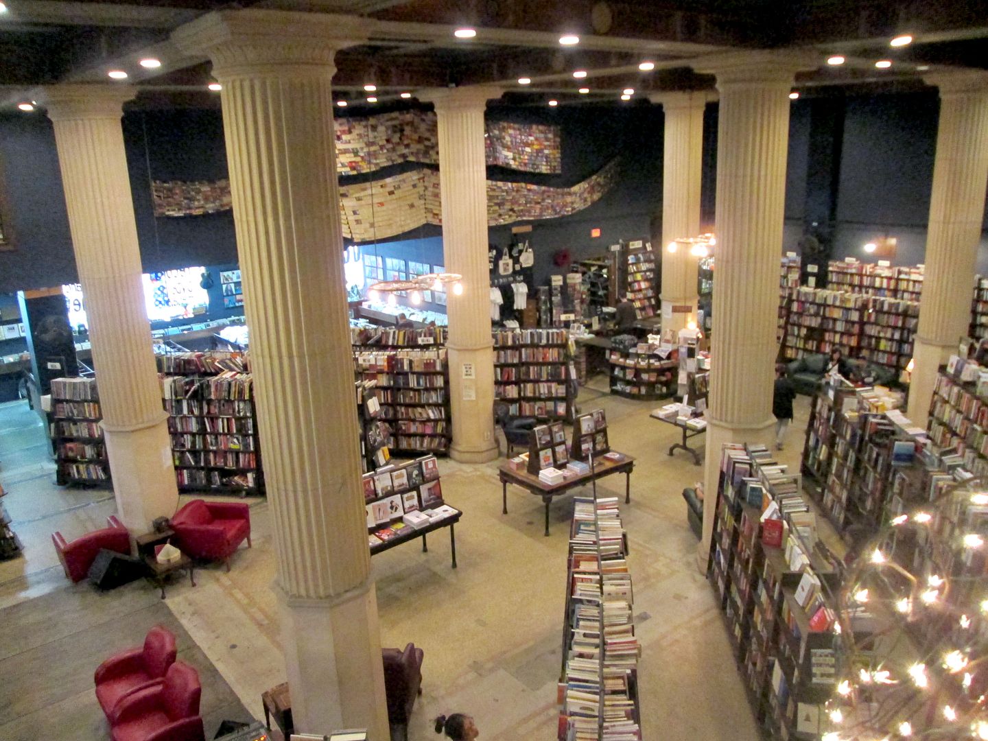 last bookstore main selling floor