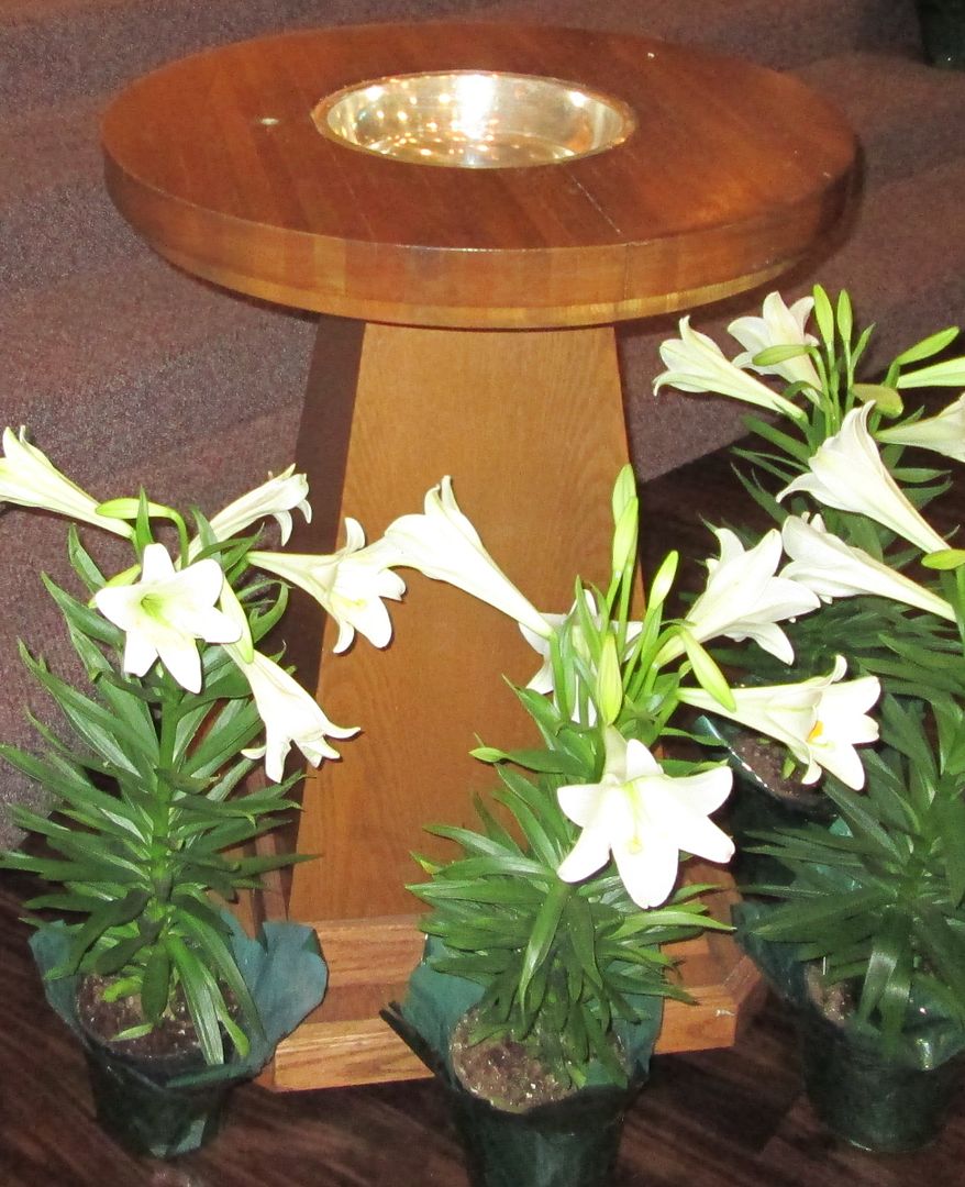 font and lilies
