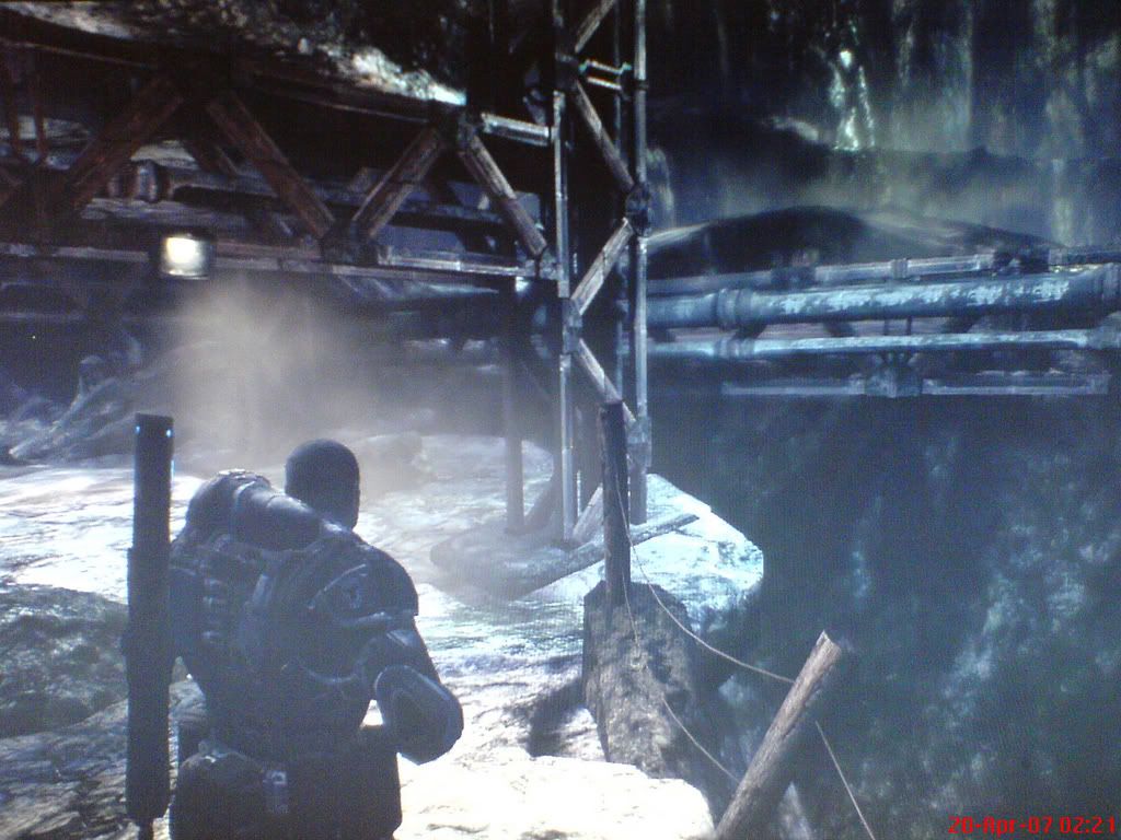 gow1.jpg