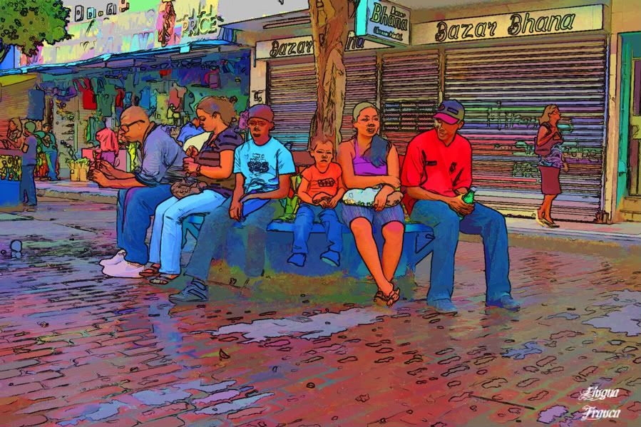 Relaxing at the Peatonal Street in Panama City, Panama. (Credit: Omar Upegui R./Michael Moore)