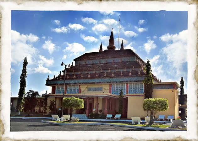 Panoramic view of the Hindu Temple alongside Tumba Muerto Highway.