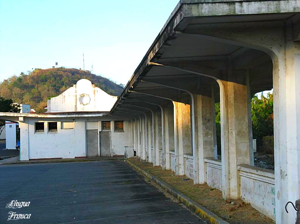 A closer view of the Balboa train station. As you can see, the shell of the building is in a pretty good condition, after all these years. (Credit: Omar Upegui R.)