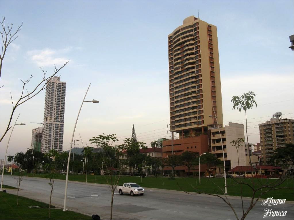 Photograph of a high-rise building in front of the Cinta Costera in Panama City, Panama on a cool Sunday morning. (Credit: Omar Upegui R.)