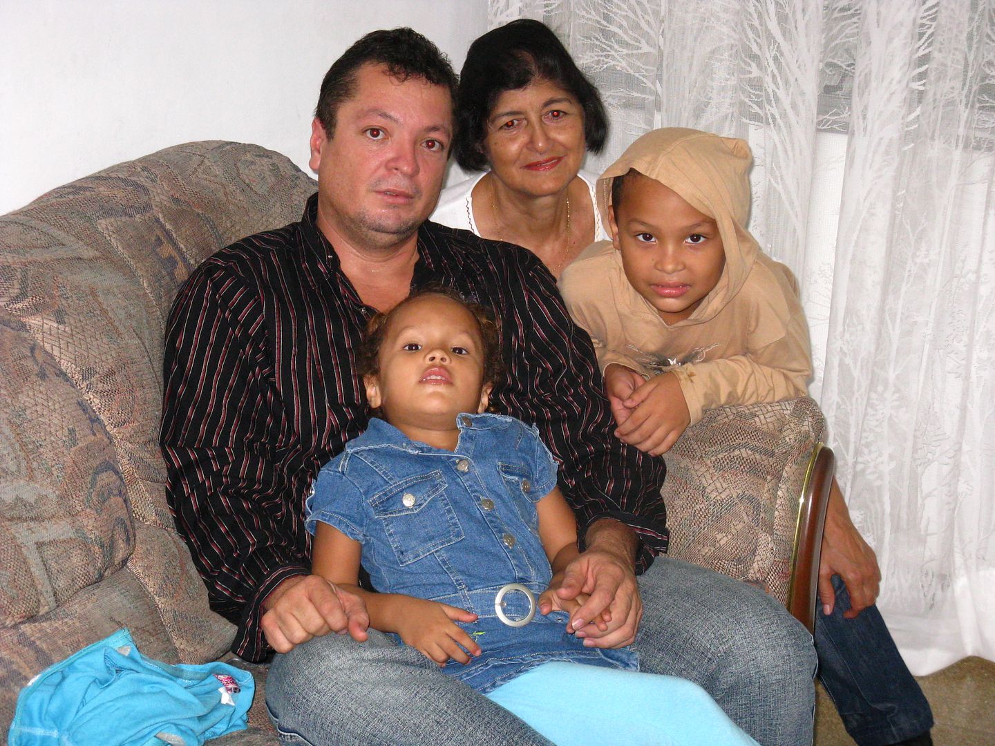 Photograph of Alcibiades (left), my wife (center), Abdiel (right) and Karol (Center). (Credit: Omar Upegui R.)