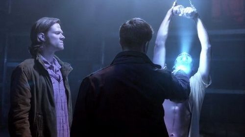 photo Supernatural-903-Im-No-Angel-Sam-Dean-reaper_zps51a75d34.jpg