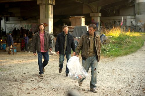 photo Supernatural-Season-9-Episode-3-Im-No-Angel-2_zps534b366a.jpg