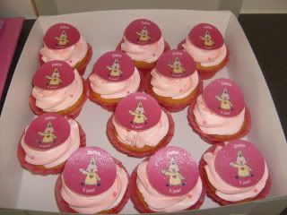 http://i23.photobucket.com/albums/b394/conny4u/rozebumba012.jpg