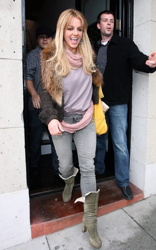 britneyadds0227108.jpg
