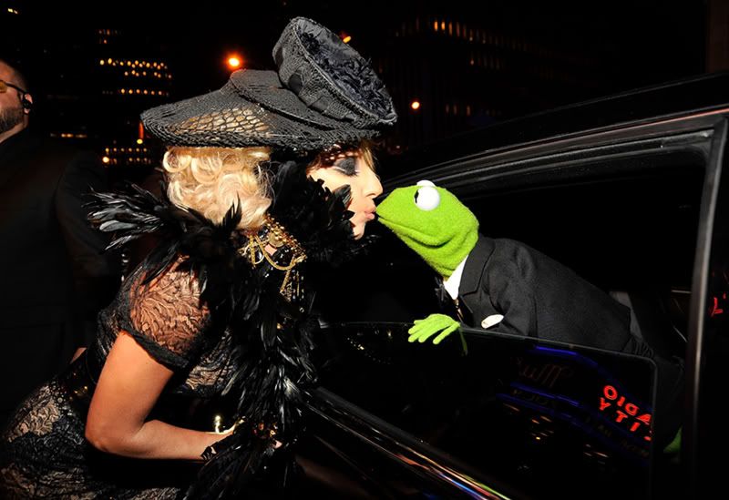 gaga2.jpg