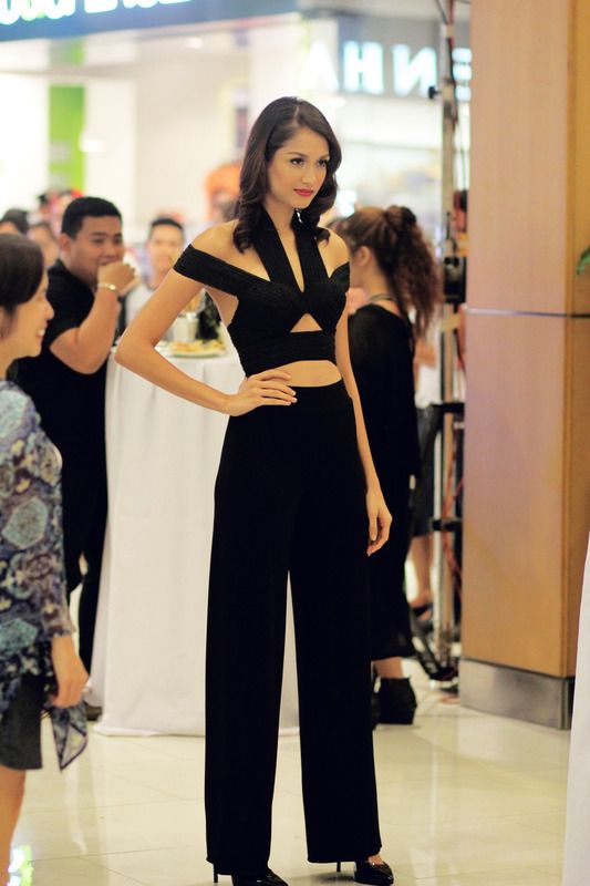 photo Monika Sta. Maria_1_zpszk9irypk.jpg