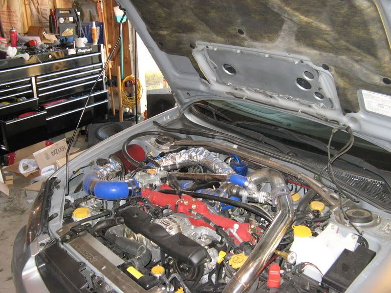 Hood spacers IW STi Forum