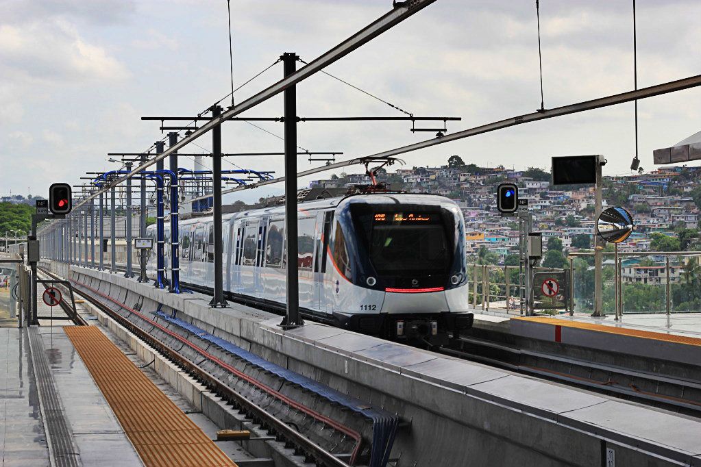 Subway Trains in Panama – Lingua Franca